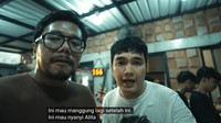 Ferry Irwandi Nyobain Aldi's Burger, Rela Pesan 3 Hari Sebelumnya!