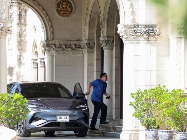 Gaya PM Thailand Gunakan Kendaraan Listrik Pribadi untuk Dorong Efisiensi