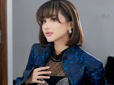 Ghea Youbi Lagi Jatuh Cinta, Spill Pasangannya