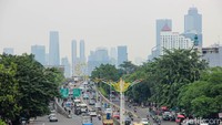 Jakarta Kembali Sibuk, Polusi Udara Ikut Memburuk