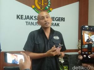 Kejari Tanjung Perak Kembali Geledah PD Pasar Surya