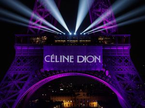 Menara Eiffel Bersinar Sambut Comeback Celine Dion di Paris