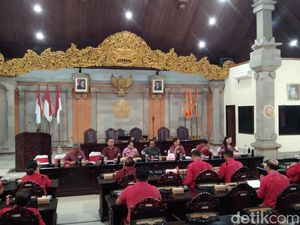 Tabanan Kekurangan 800 Lebih Guru TK hingga SMP