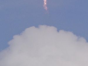 Puing Roket SpaceX Akan Hantam Bulan dengan Kecepatan Tinggi