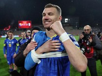 Edin Dzeko Persembahkan Piala Dunia 2026 untuk Mendiang Teman Kecilnya