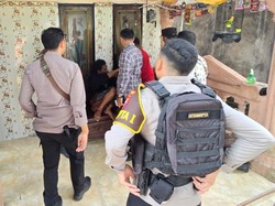 ODGJ di Tulungagung Ngamuk Bacok Adik Kandung 3 Kali