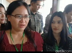 Tangis Istri Amsal Sitepu Usai Suami Divonis Bebas di Kasus Korupsi Profil Desa
