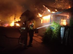 Video: Kebakaran Stasiun Pengisian Elpiji di Cimuning Bekasi
