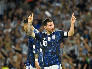 Messi 1.000 Gol? Scaloni Yakin Bisa