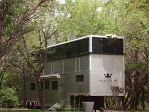 Intip Jeroan Rumah Berjalan Will Smith Rp 42 M, Ada Bioskop-Kamar Mandi Mewah!