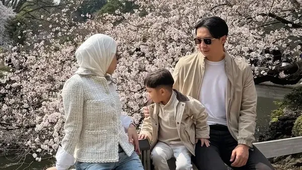 Anggunnya Nikita Willy Liburan di Jepang Bersama Keluarga