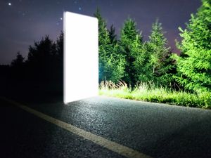 Ilmuwan Temukan Partikel Mirip Portal ke Dimensi Kelima