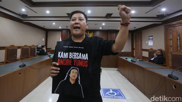 Sidang Putusan Pemilik Akun @bekasi_menggugat Ditunda