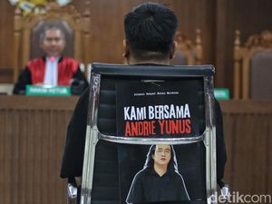 Pesan Perdana Andrie Yunus Usai Disiram Air Keras
