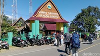 Hari Pertama Dibuka Lagi, Pendaki Serbu Gunung Rinjani