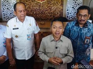 Wamendikdasmen Ungkap RI Kurang 498 Ribu Guru, 1.000 di Karangasem
