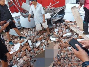 Gempa M 7,6 Guncang Bitung Sulut: Satu Warga Manado Tewas Tertimpa Reruntuhan