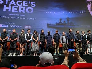 Pengalaman Donny Alamsyah Naik Kapal Fregat demi The Hostages Hero