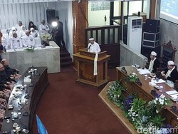 Dedi Mulyadi di HUT Cirebon: Budaya Harus Jadi Nilai Ekonomi