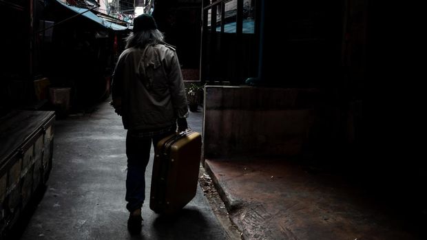 ilustrasi budaya jouhatsu di jepang