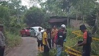Jalan Penghubung Desa di OKU Selatan Longsor, Warga Diimbau Waspada Melintas