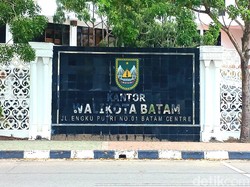 Pemkot Batam Terapkan WFH Setiap Jumat, Petugas Pelayanan Publik Diatur