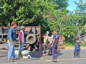 Kecelakaan Maut Motor Vs Truk Engkel di Jalan Lintas Sumbawa-Bima, 1 Tewas