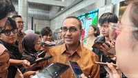 OJK Ungkap Biang Kerok IHSG Anjlok hingga 16%