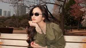 Liburan ke Jepang, Gaya Mahalini Curi Perhatian