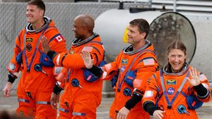 NASA Kirim 4 Astronaut Kelilingi Bulan