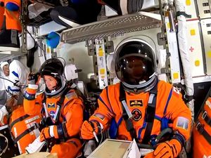 Waduh, Toilet Artemis 2 Bermasalah Setelah Meluncur ke Bulan