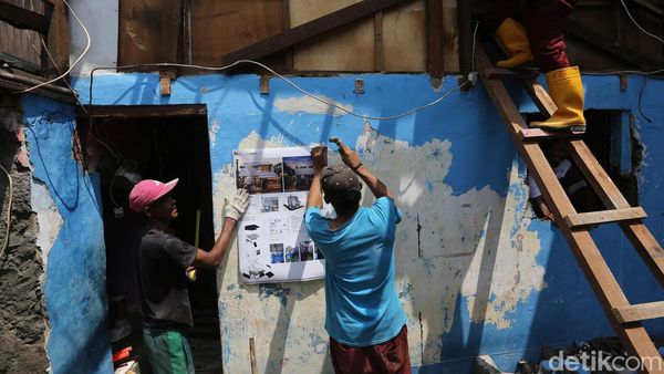 Penataan Kawasan Kumuh Dimulai, Rumah di Menteng Tenggulun Direnovasi