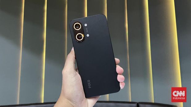 POCO resmi menghadirkan POCO X8 Pro Series di Indonesia. Penjualan perdana (first sale) dijadwalkan berlangsung mulai 4 hingga 25 April 2026. Mengusung konsep “Speed to the max”, lini ini terdiri dari POCO X8 Pro Max, POCO X8 Pro, hingga POCO X8 Pro Iron Man Edition. Ketiganya dirancang untuk menghadirkan pengalaman penggunaan yang cepat, responsif, dan stabil, terutama bagi kalangan gamer.