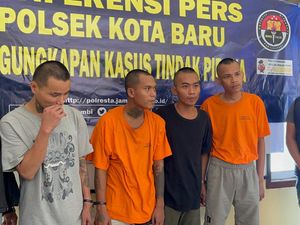 4 Anjal Ditangkap Usai Keroyok Sopir Batu Bara di Jambi gegara Tak Beri Uang