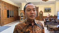 Video: Walkot Solo Respati Siap Ambil Kebijakan Tak Populis Demi Atasi Sampah