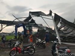 Angin Kencang-Hujan Es Terjang 3 Kecamatan di Klaten