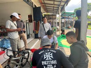 Pria 50 Tahun Maling di 2 TKP di Klungkung Dibekuk, Gasak Uang hingga Laptop