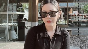 Fay Nabila, Coffee Junkie yang Hobi Berburu Kopi di Kafe Estetik