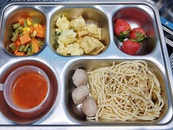 BGN Minta Maaf Buntut 72 Siswa di Jaktim Diduga Keracunan Spageti MBG