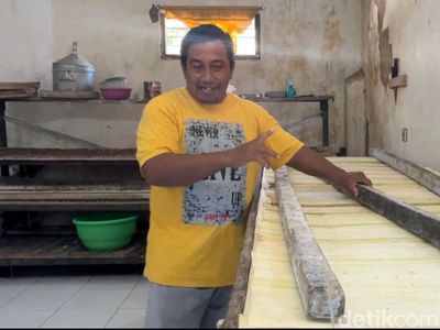 Usaha Tempe Lumajang Terhimpit Kenaikan Harga Kedelai Impor