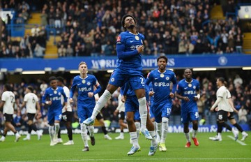 Seperti Biasa, Chelsea Kegemukan