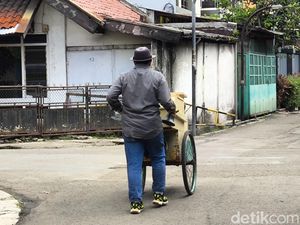 Kisah Mang Temon, Penjaga Tradisi Es Puter di Tengah Gempuran Gelato