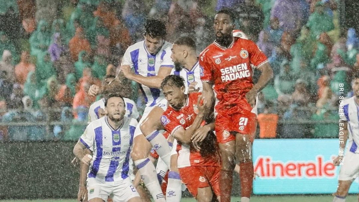 Duel Semen Padang vs Persib berakhir kemenangan 2-0 untuk Maung Bandung. (Foto: Dok. Instagram Semen Padang)