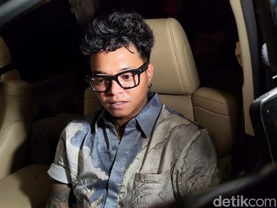 To the Point! Reaksi Reza Arap dan Fuji Hadapi Seruan Furap