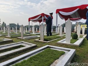 Suasana TMP Cikutra Jelang Pemakaman Mayor Zulmi