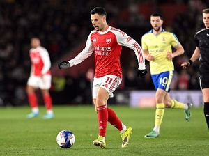 Martinelli Dikecam Gegara Dorong Wasit