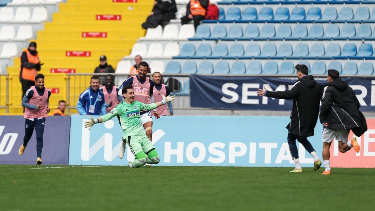 Kiper Andreas Gianniotis. Foto: Getty Images/Ahmad Mora