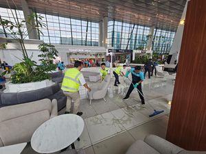 Angkasa Pura Minta Maaf soal Atap Terminal 3 Jebol Imbas Hujan Deras