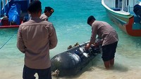 Nelayan Temukan Benda Mirip Torpedo di Perairan Gili Trawangan