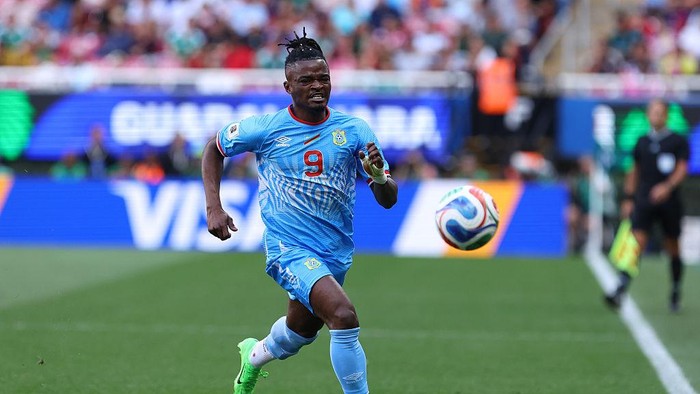 Brian Cipenga belum kembali ke klubnya karena masih merayakan kelolosan RD Kongo ke Piala Dunia 2026.